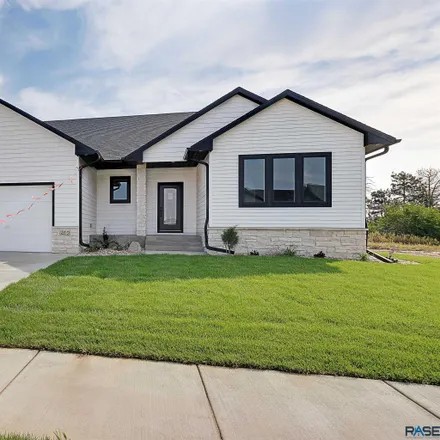 Image 3 - 7495 East Mystic Drive, Pine Lakes Addition, Minnehaha County, SD 57110, USA - House for sale