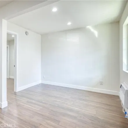 Image 9 - 849 North Wilton Place, Los Angeles, CA 90038, USA - Apartment for rent
