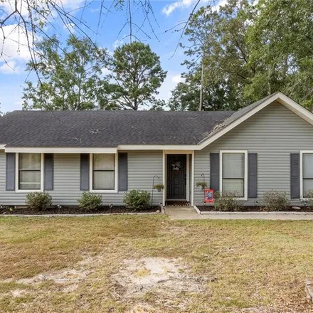 Buy this 3 bed house on 7017 Woodlea Drive South in Mobile, AL 36695