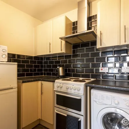 Rent this 2 bed apartment on 476 Gorgie Road in City of Edinburgh, EH11 2RT