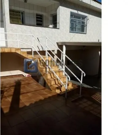 Buy this 2 bed house on Rua Antonía Viana da Silva in Baeta Neves, São Bernardo do Campo - SP