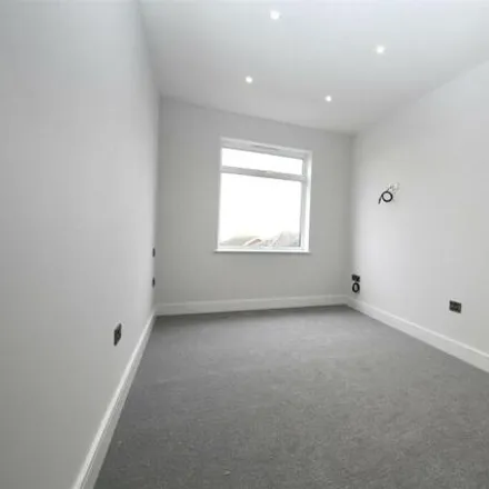 Image 5 - London Road, Hadleigh, SS7 2PG, United Kingdom - Apartment for sale