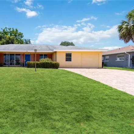 Buy this 3 bed house on 2322 Sunnyside Pl in Sarasota, Florida