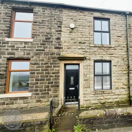 Image 1 - Back Rings Row, Loveclough, BB4 8AB, United Kingdom - Townhouse for sale