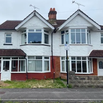 Rent this 6 bed house on 10 Merton Road in Southampton, SO17 3RD