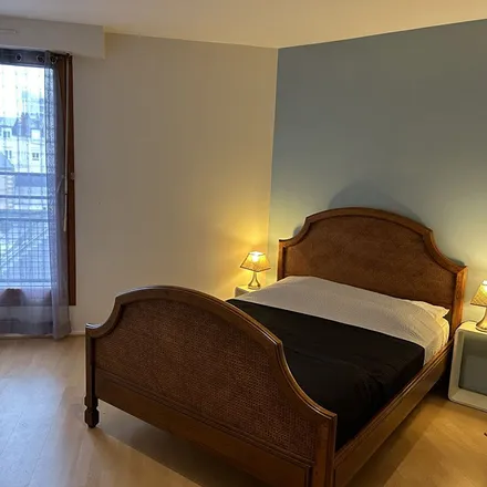 Rent this 2 bed apartment on 19 Rue François Guizot in 72000 Le Mans, France