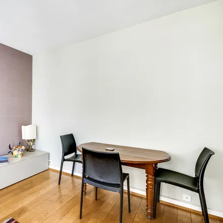 Image 2 - 24 Rue Bosquet, 75007 Paris, France - Apartment for rent