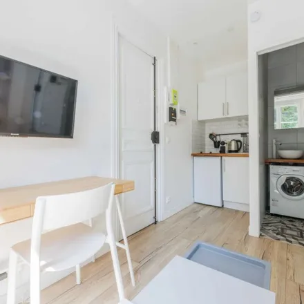 Image 4 - 43 Boulevard Gouvion-Saint-Cyr, 75017 Paris, France - Apartment for rent
