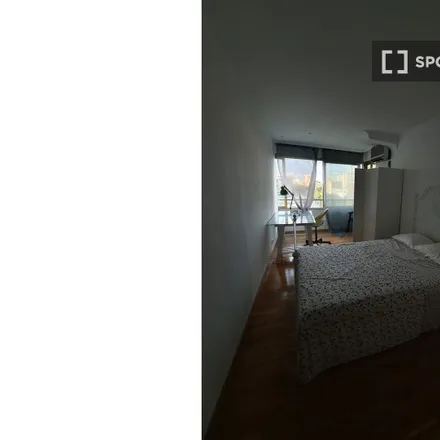 Image 2 - Travessera de les Corts, 41, 08028 Barcelona, Spain - Room for rent