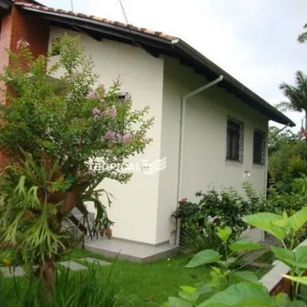 Buy this 5 bed house on Rua Içara 122 in Itoupava Seca, Blumenau - SC