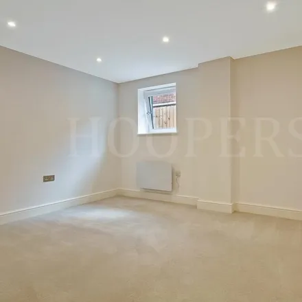 Image 3 - 39 Waterloo Road, London, NW2 7UH, United Kingdom - Apartment for rent