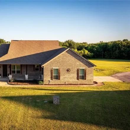 Buy this 3 bed house on 3500 Lakota Court in Hood County, TX 76048