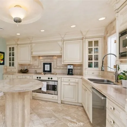 Image 4 - 540 Via Lido Soud, Newport Beach, CA 92663, USA - House for sale