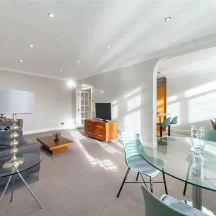 Image 3 - Grove End Gardens, 33 Grove End Road, London, NW8 9ND, United Kingdom - Room for rent