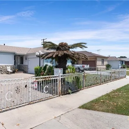 Image 3 - 9309 Foster Rd, Downey, California, 90242 - House for sale