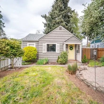 Buy this 2 bed house on 2300 East 27th Street in Vancouver, WA 98661