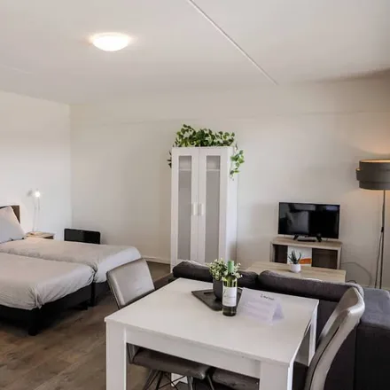 Rent this 1 bed apartment on 4424 NZ Wemeldinge