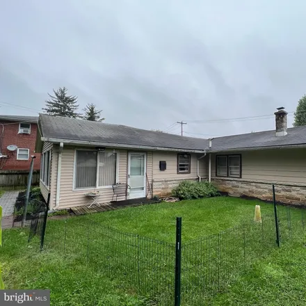 Image 4 - 399 North Duke Street, Hummelstown, Dauphin County, PA 17036, USA - House for sale