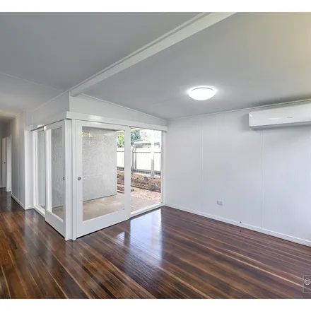 Image 2 - Harrison Street, Frenchville QLD 4701, Australia - Apartment for rent