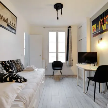 Image 9 - 144 Rue de Grenelle, 75007 Paris, France - Apartment for rent