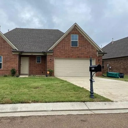 Rent this 4 bed house on Edwards Avenue in Tunica, Tunica County
