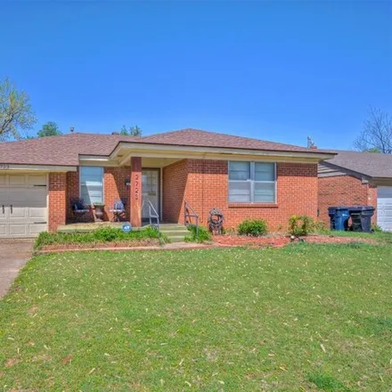 Buy this 2 bed house on 2729 Northwest 35th Street in Oklahoma City, OK 73112