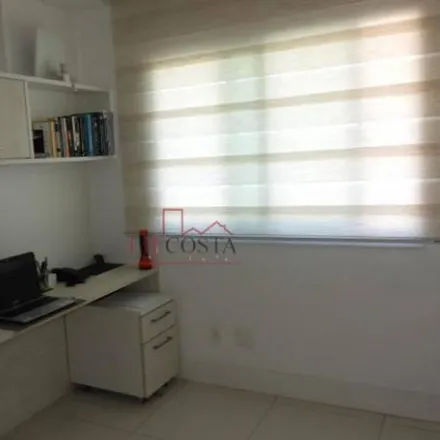 Buy this 3 bed apartment on Assembleia de Deus Vitória em Cristo in Avenida Prefeito Sylvio Picanço, Charitas