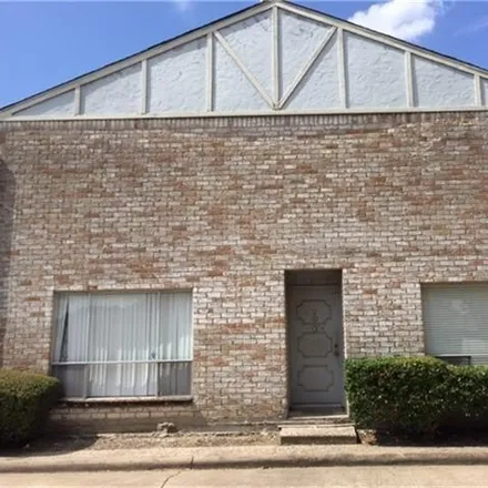 Image 3 - 9250 West Bellfort Street, Houston, TX 77031, USA - Townhouse for sale