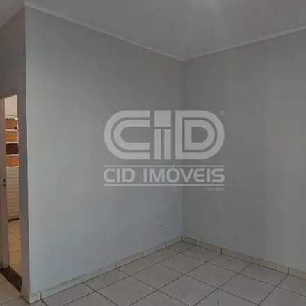 Rent this 2 bed house on Rua Trinta e Cinco in Residencial Coxipó, Cuiabá - MT