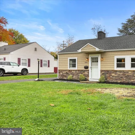 Image 3 - 806 Pennsylvania Avenue, Southampton, Upper Southampton Township, PA 18966, USA - House for sale