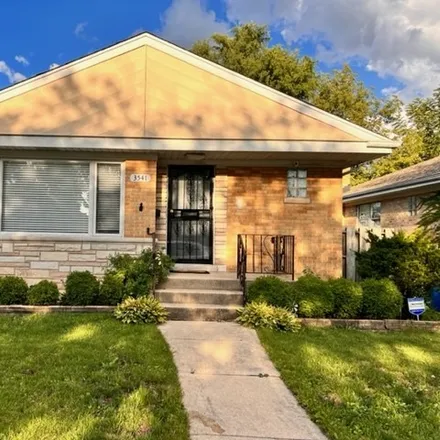 Buy this 3 bed house on 3537 North Octavia Avenue in Chicago, IL 60634