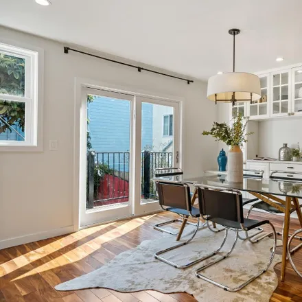 Image 3 - 1917 Judah Street, San Francisco, CA 94122, USA - Duplex for sale