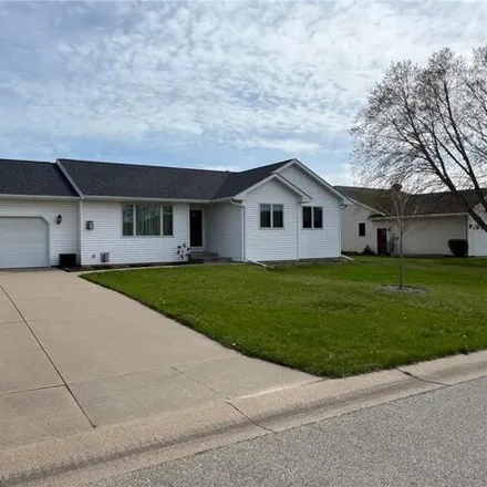 Buy this 4 bed house on 623 Willers Court in Lake City, MN 55041