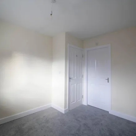 Image 7 - 23 Robins Corner, Evesham, WR11 4RJ, United Kingdom - Apartment for rent