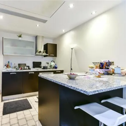 Image 5 - Balmoral Apartments, 2 Praed Street, London, W2 1AL, United Kingdom - Apartment for sale