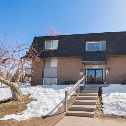 Buy this 1 bed condo on 305 East Highline Circle in Centennial, CO 80122