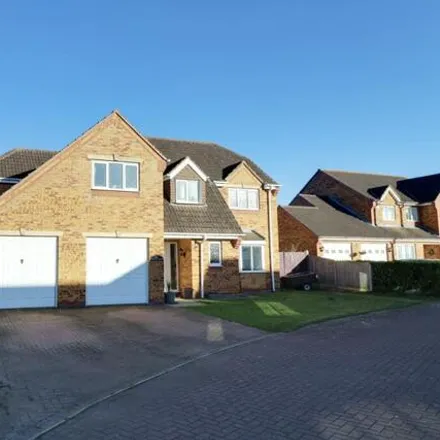 Buy this 5 bed house on White House Farm in Westfield Garth, Ealand