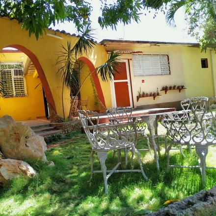 Rent this 2 bed house on Trinidad in Purísima, CU