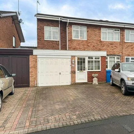 Buy this 4 bed duplex on Lingfield Close in Landywood, WS6 6LT