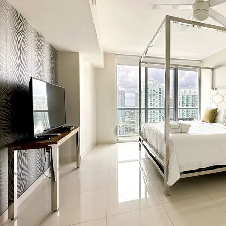 Image 1 - Miami, FL - Apartment for rent