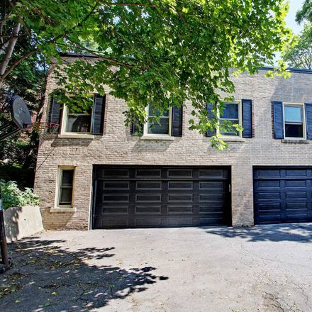 Rent this 2 bed townhouse on Parc Westmount in Westmount, QC H3Y 3B3