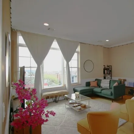 Image 4 - 763 Montgomery Street, Bergen Square, Jersey City, NJ 07306, USA - House for rent