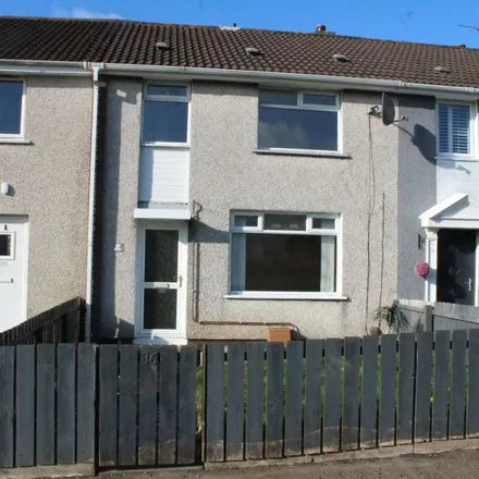 Rent this 3 bed apartment on Leven Park in Dundonald, BT5 7FD