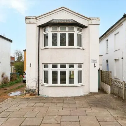 Rent this 3 bed house on unnamed road in Esher, KT10 9AB