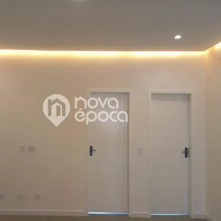 Buy this 2 bed apartment on Rua Professor Álvaro Rodrigues 148 in Botafogo, Rio de Janeiro - RJ