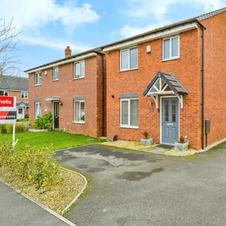 Buy this 3 bed house on Ruston Road in Chasetown, WS7 3RU