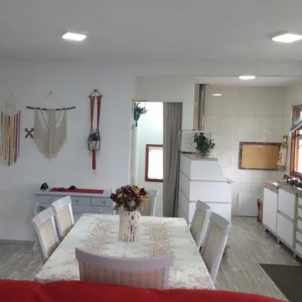 Buy this 4 bed house on Avenida Visconde de Mauá in Santa Terezinha, Canela - RS