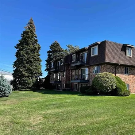 Rent this 1 bed condo on 371 Riviera Drive in Saint Clair Shores, MI 48080
