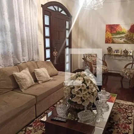 Rent this 5 bed house on Rua Buganville in Eldorado, Contagem - MG