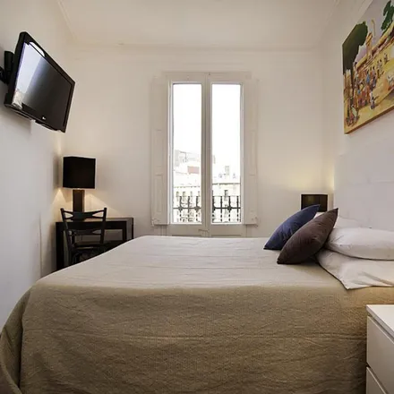 Image 2 - Carrer d'Aribau, 92, 08001 Barcelona, Spain - Apartment for rent
